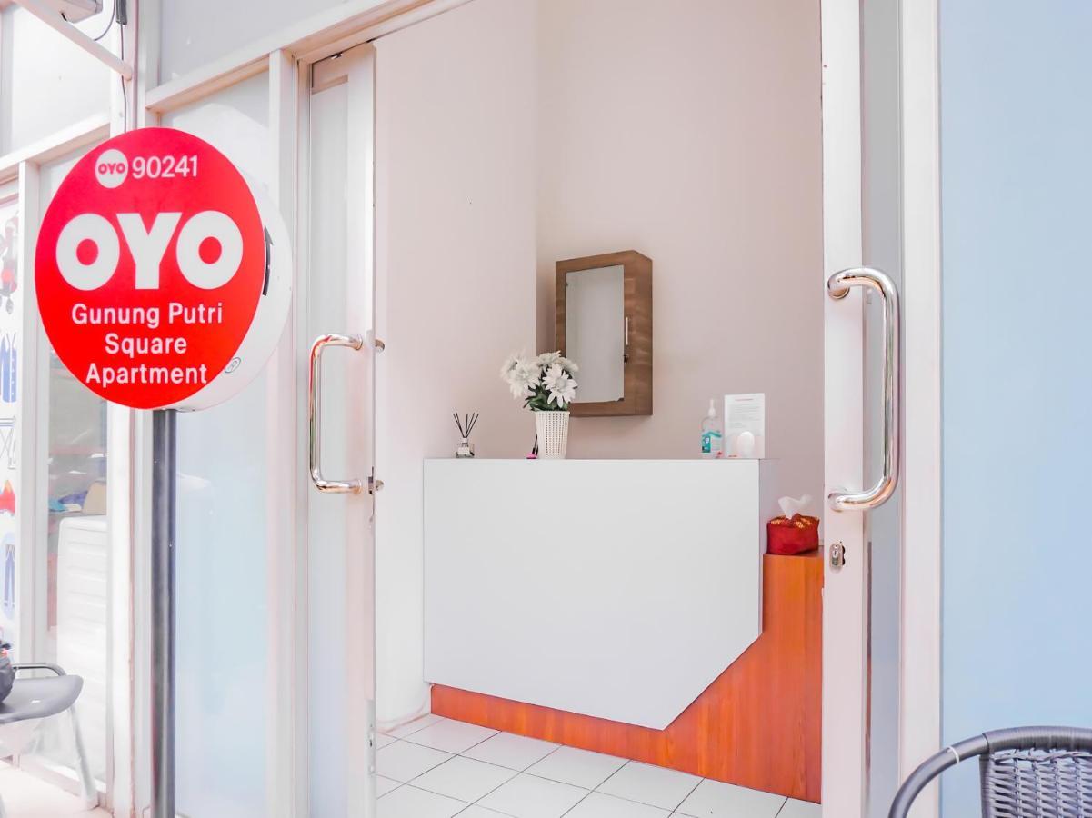 Oyo 90241 Sirooms Apartmen Gunung Putri Bogor Eksteriør bilde