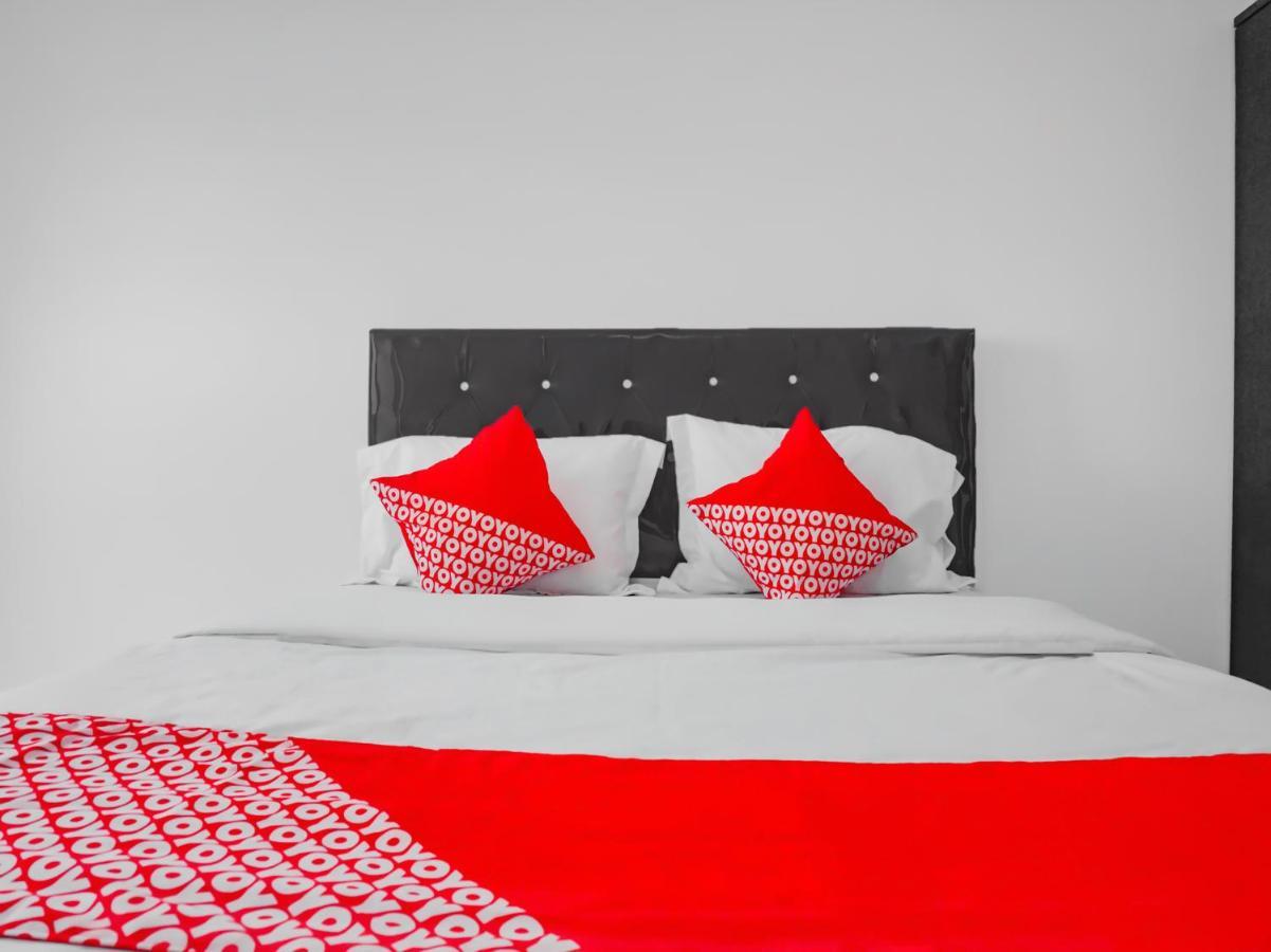 Oyo 90241 Sirooms Apartmen Gunung Putri Bogor Eksteriør bilde