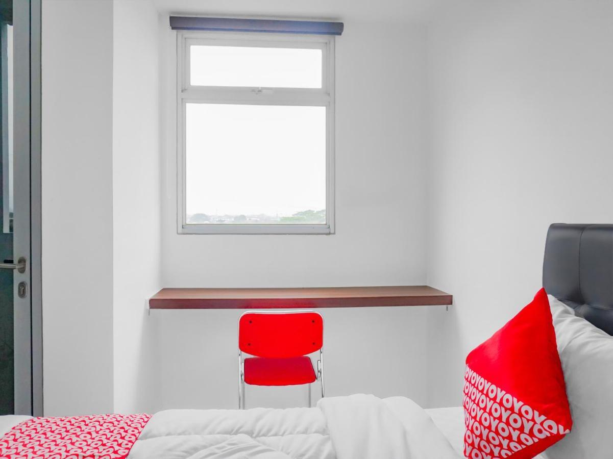 Oyo 90241 Sirooms Apartmen Gunung Putri Bogor Eksteriør bilde